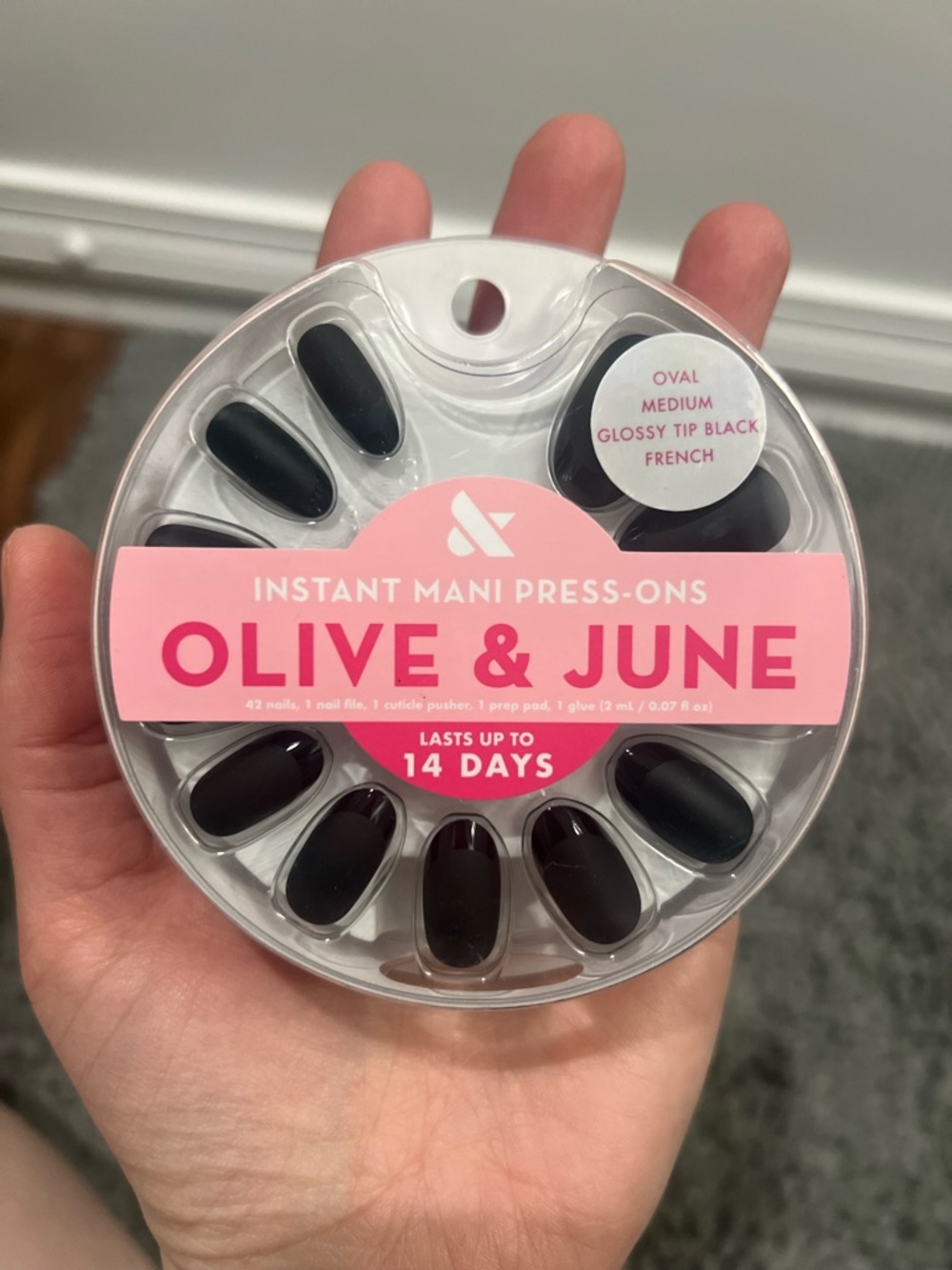 Olive & June Instant Mani Press-On Nails - Picture 5 of 6